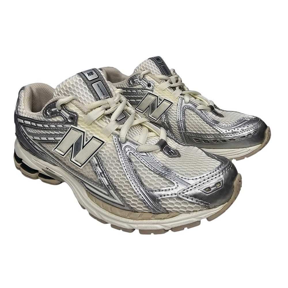 New Balance 1906R Men Size 9 Silver Cream Sneakers M1906REE Running Shoe
